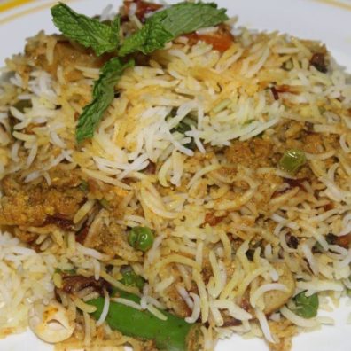 Hyderabadi Dum Veg Biryani - Deli Bite Catering