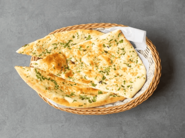 Tandoori Aloo Cheesy Naan